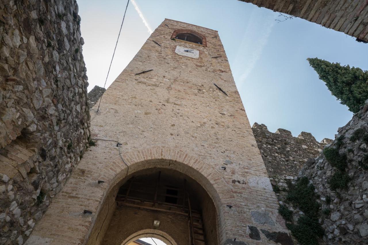 Gardappartamenti Castle Bell Moniga del Garda Exterior foto